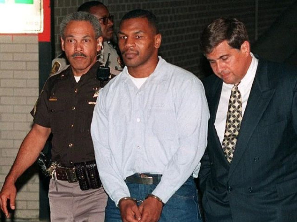 Kisah Kelam Mike Tyson Perkosaan, Ciak Kuping, hingga Bisnis Ganja