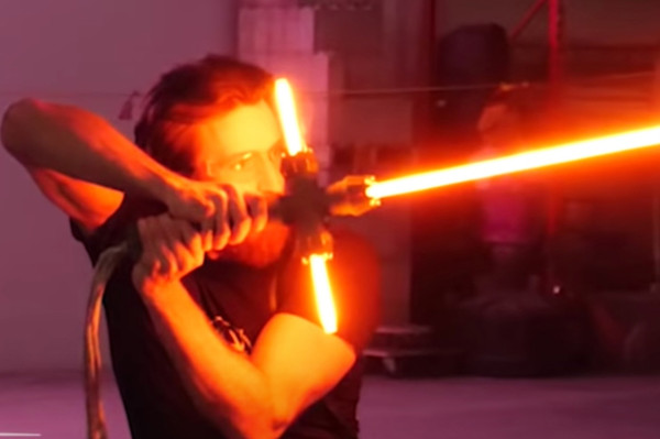 Ilmuwan Kanada Hadirkan Pedang Star Wars ke Dunia Nyata
