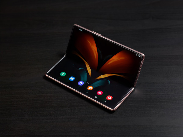 Kehebatan yang Bisa Dilakukan Galaxy Z Fold2 untuk Pengguna Tajir