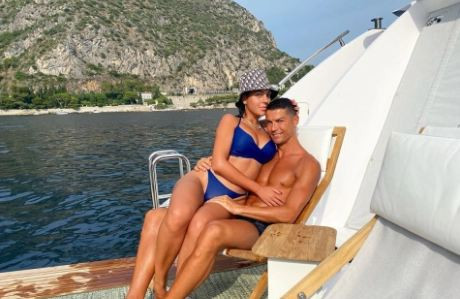 Supermewah! Yuk Intip Kapal Pesiar Ronaldo Rp104 M, Woods Rp285 M