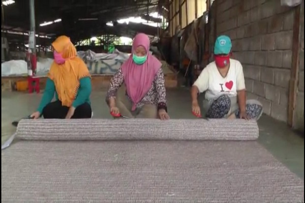 Karpet Serat Pohon Pisang Produksi Palembang Kini Mendunia