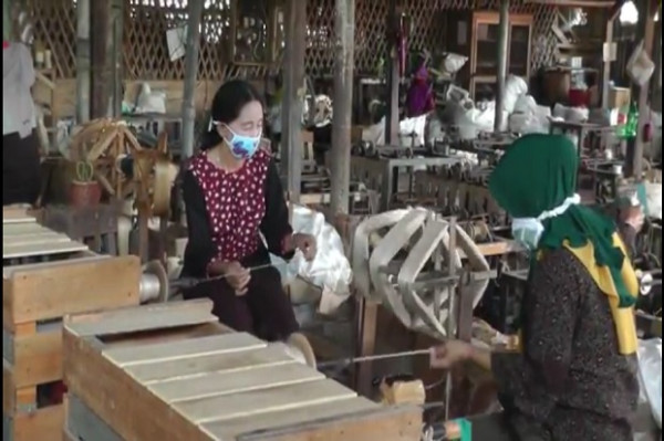 Karpet Serat Pohon Pisang Produksi Palembang Kini Mendunia