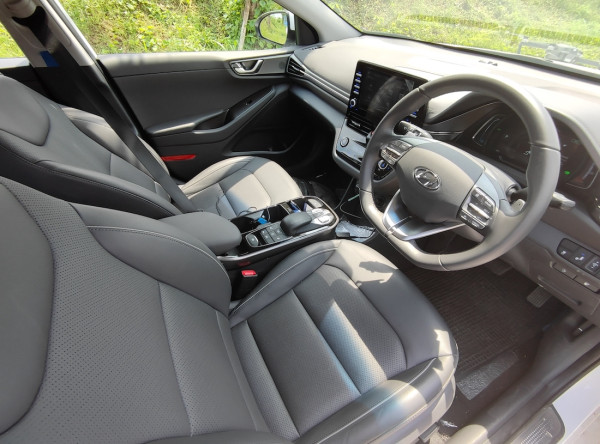 Klaim Hyundai, Baterai Hyundai Ioniq EV Tetap Prima Setelah 8 Tahun
