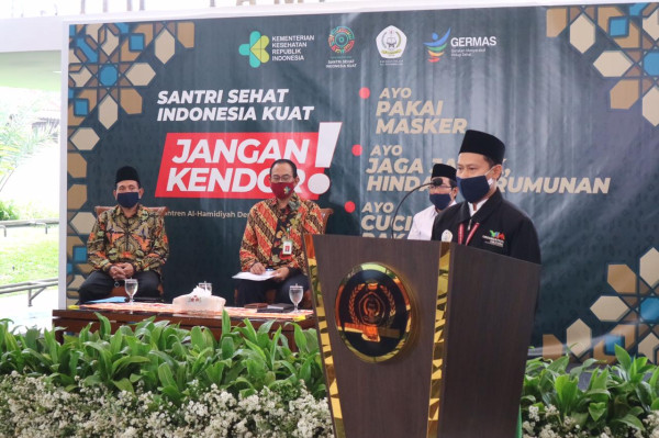 Pesantren Bisa Jadi Role Model Pencegahan Covid-19