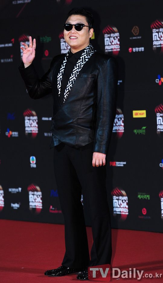 20 Idola K-Pop Terkaya tahun 2020, dari Ahjussi hingga Maknae