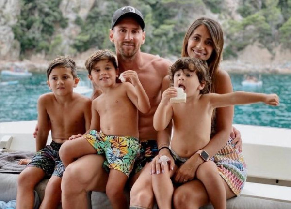 Tajir Abis! Harta Lionel Messi: Rumah, Mobil, Hotel buat 7 Turunan
