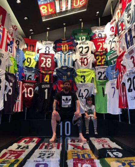 Tajir Abis! Harta Lionel Messi: Rumah, Mobil, Hotel buat 7 Turunan