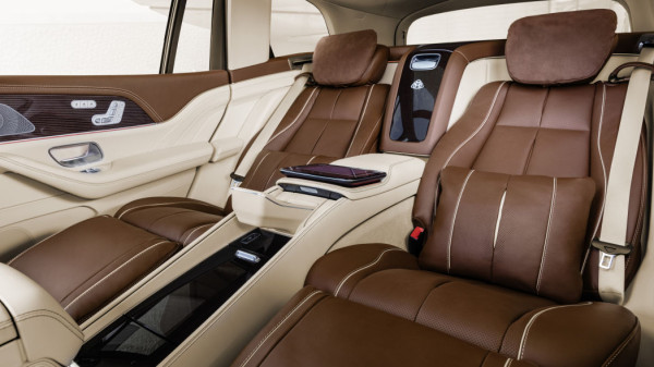 Jawaban Mercedes-Maybach atas Tantangan Bentley dan Rolls-Royce