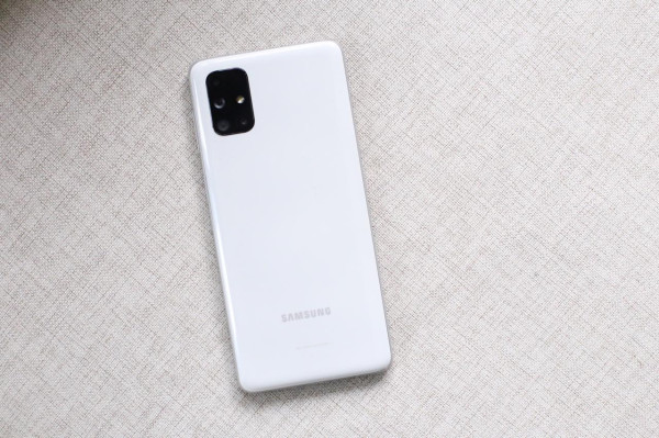 Flash Sale Hari Ini, Begini Cara Manfaatkan Galaxy M51 untuk Libur Panjang