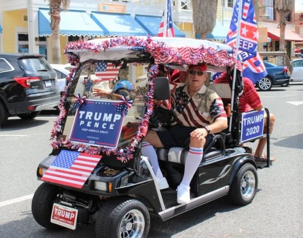Mobil-mobil Unik Pendukung Donald Trump saat Kampanye