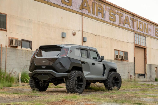 Rezvani TANK Military Edition Setara dengan The Beast Donald Trump