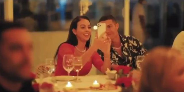 Ronaldo Tunangan Gaess! Bahagianya CR7 Jadi Bucin Georgina