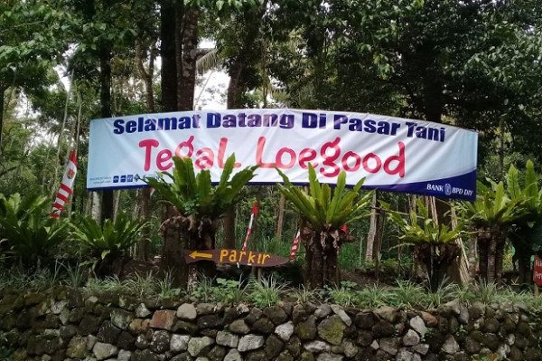 Pasar Tani Tegal Loegood Hadirkan Suasana Khas Pedesaan