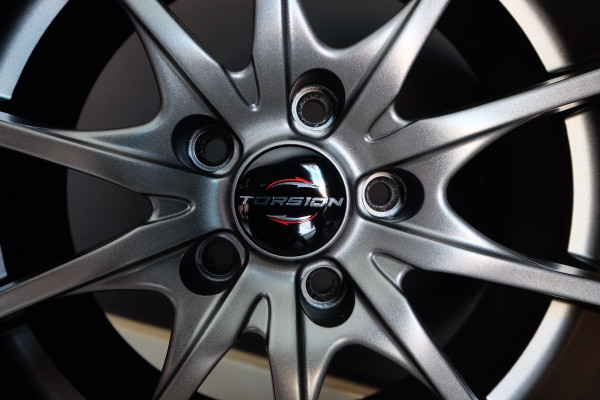 Velg Buatan Lokal Sudah Unggul di Desain, Kualitas, dan Harga, Cuma Kalah Gengsi