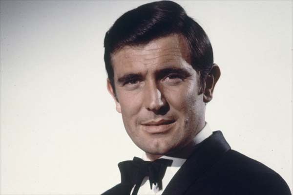 7 Aktor Berbakat yang Pernah Memerankan James Bond