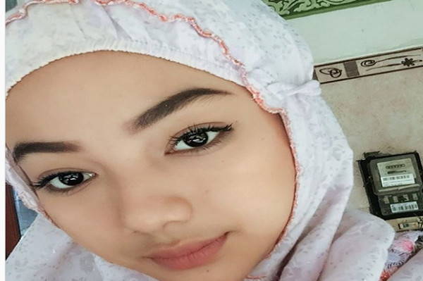 Glenca Chysara, Pemain Antagonis Ikatan Cinta yang Cantik saat Berhijab