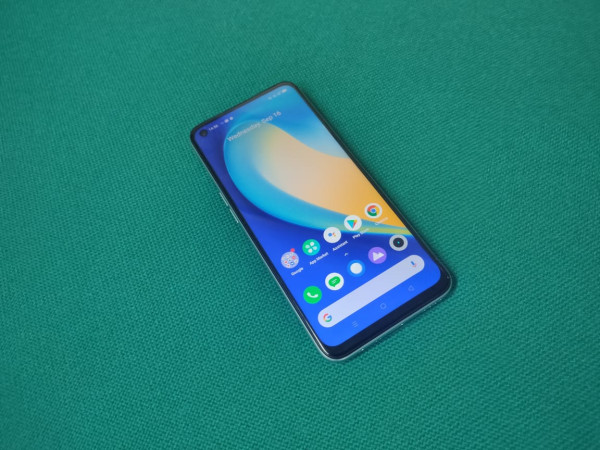 Adu Hebat realme 7 vs Samsung Galaxy M51, Siapa Raja Midrange?
