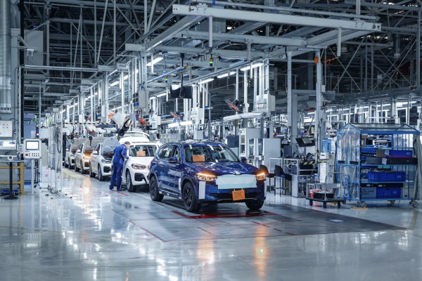 Akhirnya, Selamat Datang SUV Listrik BMW Buatan China
