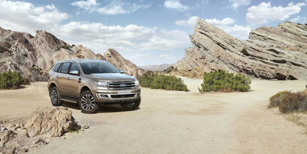 Bersolek, Ford Everest Ikut Tantang Fortuner dan Pajero Sport