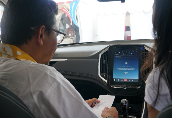 Smart Technology SUV dan Fitur Canggih Identitas Wuling Almaz