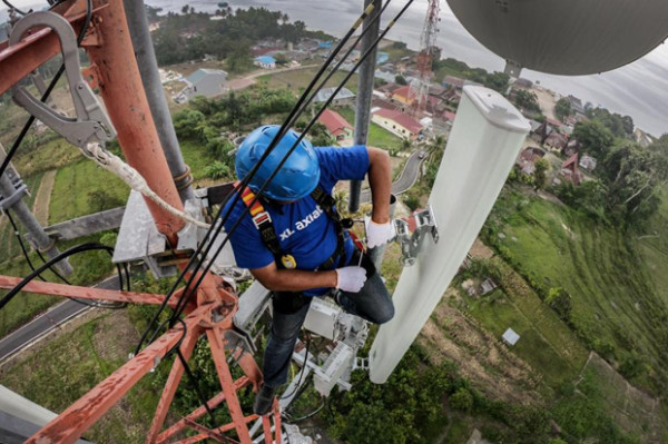 Kinerja XL Axiata Tetap
