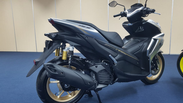 Bongkar Habis Fitur, Desain dan Mesin Yamaha All New Aerox 155 Connected