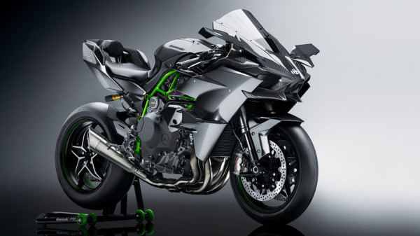 Yamaha Coba Saingi Kawasaki Ninja H2 dengan Teknologi Turbo Baru