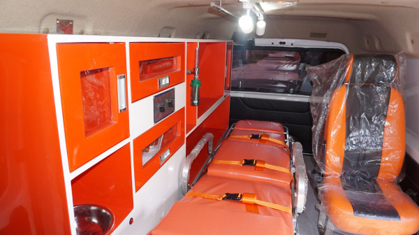 Gede, Serem, Kotak, tapi Kuat dan Lega, DFSK Gelora Emang Paling Cocok Jadi Mobil Ambulans dan Jenazah