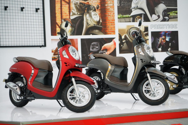 Terjual 4,5 Juta Unit, Ini Capaian Teknologi Honda Scoopy dari Generasi ke Generasi