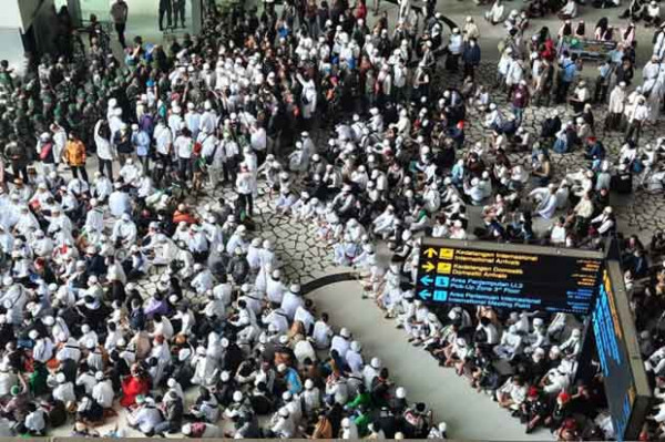 Simpati Terhadap Habib Rizieq, Warga Pamulang: Dia Orang Baik yang Dizalimi