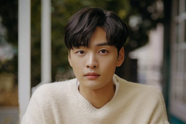 Bintang-bintang Drama Korea yang Nyaris Debut dalam Grup K-Pop Populer