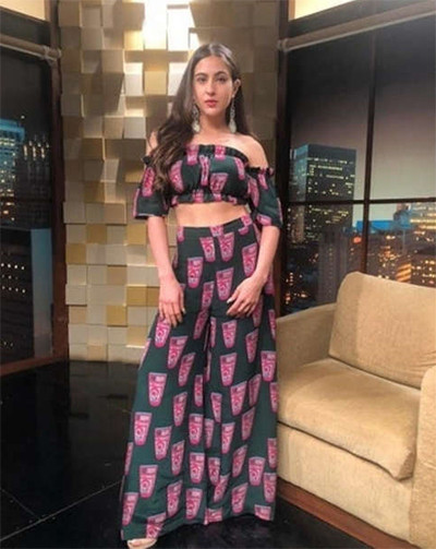 Inspirasi Mode: Contek Cara Bintang Bollywood Ini Memakai Celana Palazzo