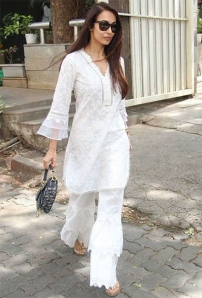 Inspirasi Mode: Contek Cara Bintang Bollywood Ini Memakai Celana Palazzo
