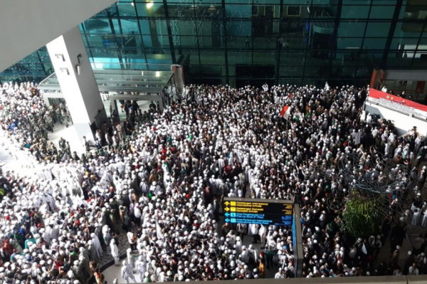 Andi Arief Bandingkan Habib Rizieq dengan Presiden Soekarno