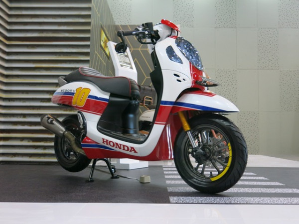 Mau Bikin Honda Scoopy Jadi Makin Keren, Ini Contoh Modifnya