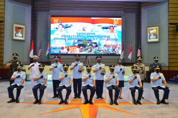 KSAU Minta Lulusan Seskoau A-57 Kembangkan Budaya Lifelong Learning