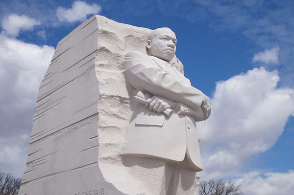 5 Tokoh Penyebar Perdamaian Tanpa Kekerasan, Mana yang Menginspirasimu?