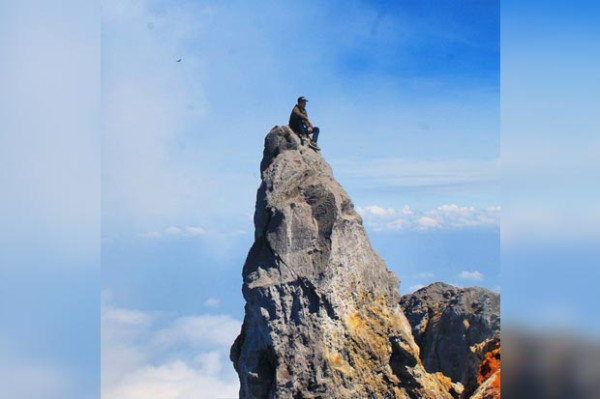 Kasus Selfie Maut di Indonesia, Salah Satunya Jatuh ke Kawah Merapi