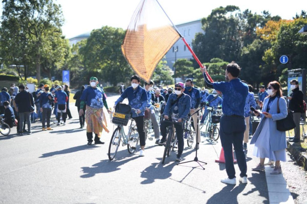 KBRI Tokyo Pecahkan Rekor MURI Ajak Warga Jepang Bersepeda dengan Berbatik
