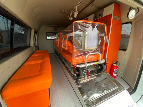 Ini Beda DFSK Super Cab, Glory 580, dan Gelora Versi Ambulans, Anda Pilih Diangkut Mobil yang Mana?