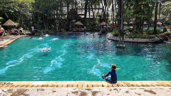 Tips Bikin Konten Instagrammable Pakai Ponsel saat Staycation