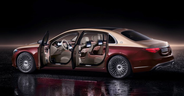 Ajaibnya Jadi Penumpang Baris Kedua di Mercedes-Maybach S-Class