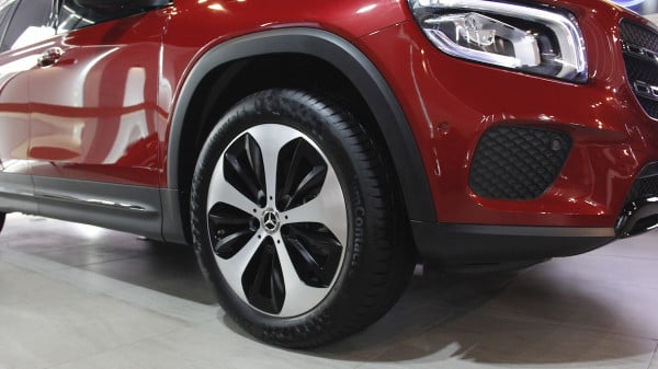 Mercedes-Benz GLB Edition 50 Punya Warna Merah dan Putih, Melambangkan Indonesia!
