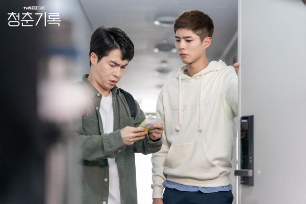 5 Pasang Kakak Adik dalam Drama Korea yang Kerjanya Berantem Terus!