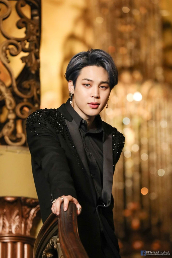 6 Momen Suga Tak Hadir saat Konferensi Pers 'BE' BTS, Tapi Namanya Disebut dan Fotonya Muncul