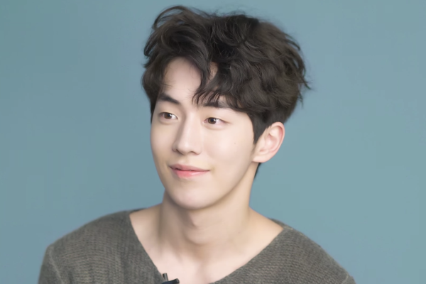 5 Aktor Beken Drama Korea yang Memulai Karier sebagai Model Catwalk