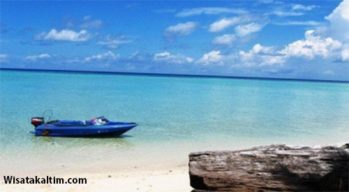5 Pantai Terindah dan Terdamai Indonesia Menurut Susi Pudjiastuti