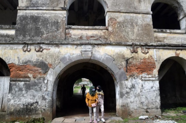 Kisah Tongggak Kayu Jati Penyangga Benteng Pendem, Diguncang Gempa Tetap Utuh