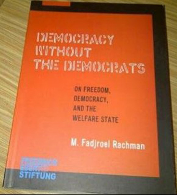 Fadjroel Rachman Posting Buku yang Ditulis di Nusakambangan dan Sukamiskin