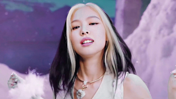 Gaya Rambut Para Idol K-Pop Terkeren Sepanjang 2020